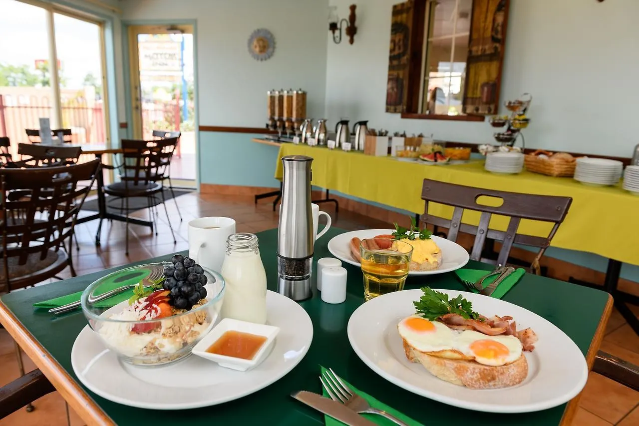 Villa Mirasol Motor Inn Bundaberg