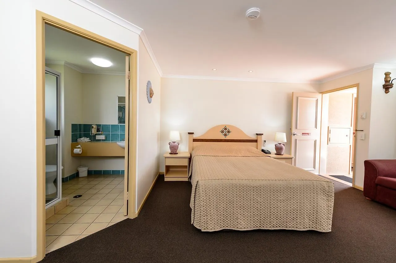 Villa Mirasol Motor Inn Bundaberg Australia