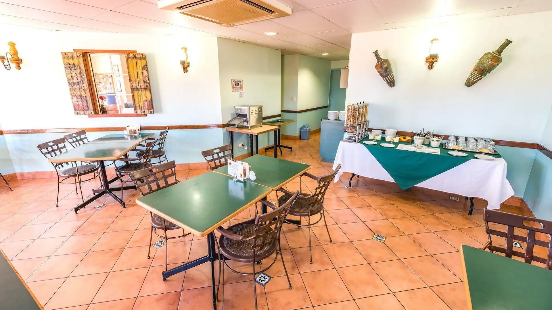 Villa Mirasol Motor Inn Bundaberg Motel
