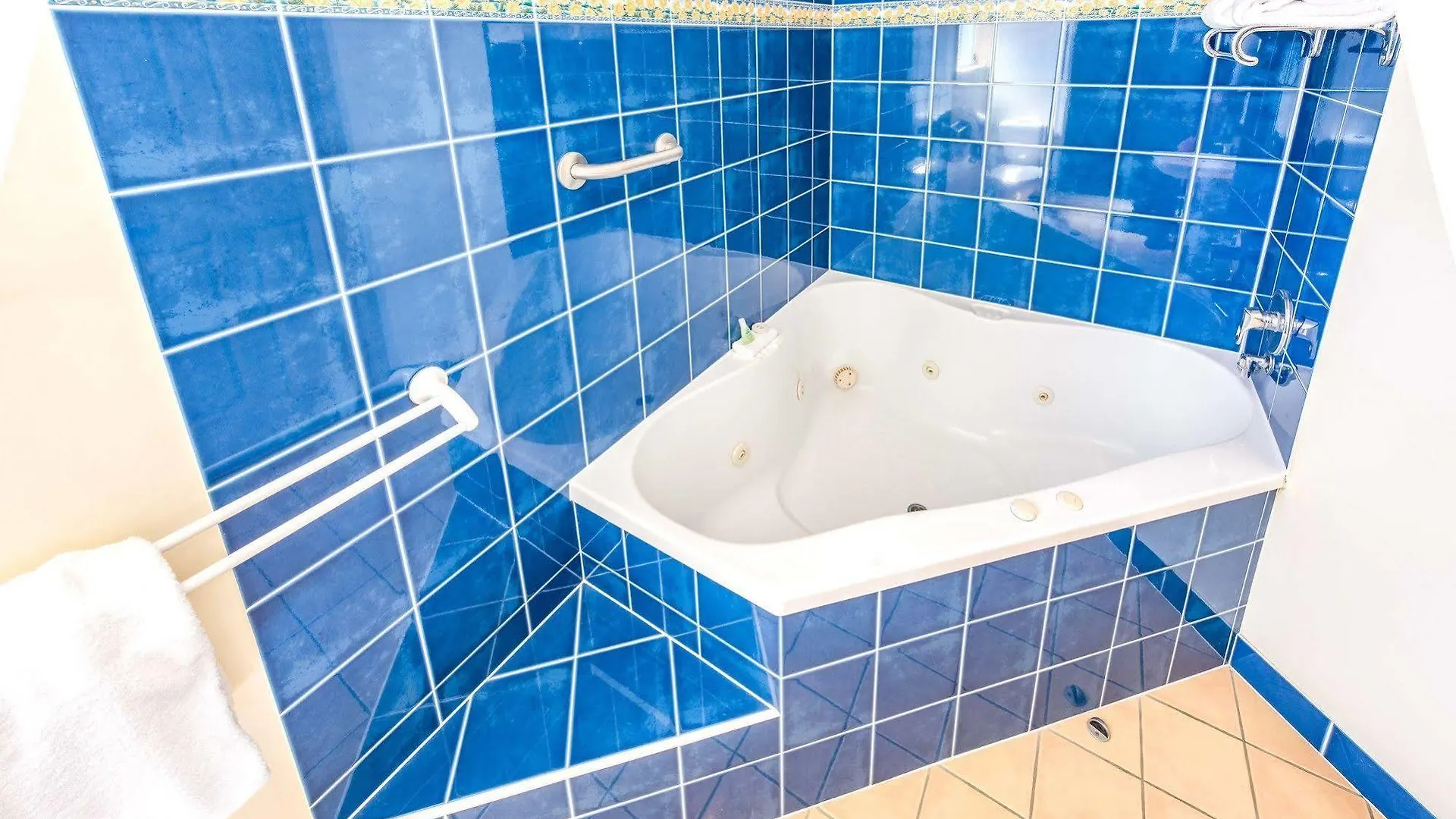 **** Motel Villa Mirasol Motor Inn Bundaberg Australia