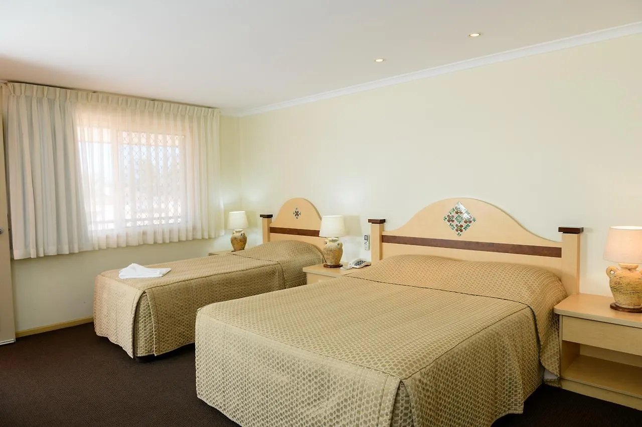 Villa Mirasol Motor Inn Bundaberg Motel